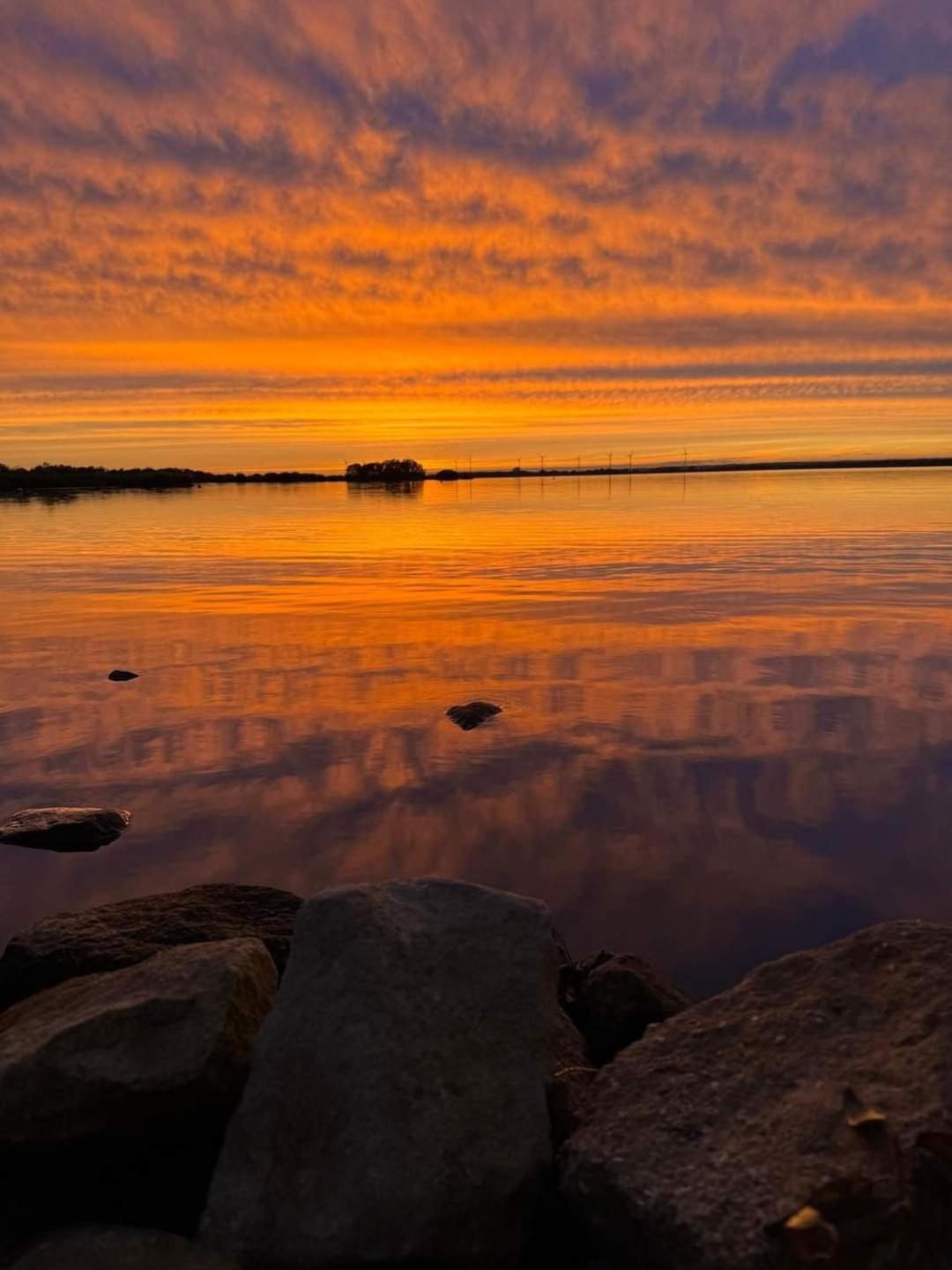 Duemmerliebe Mit Garten, 10 Min. Fusslaeufig Zum See Hude  Bagian luar foto